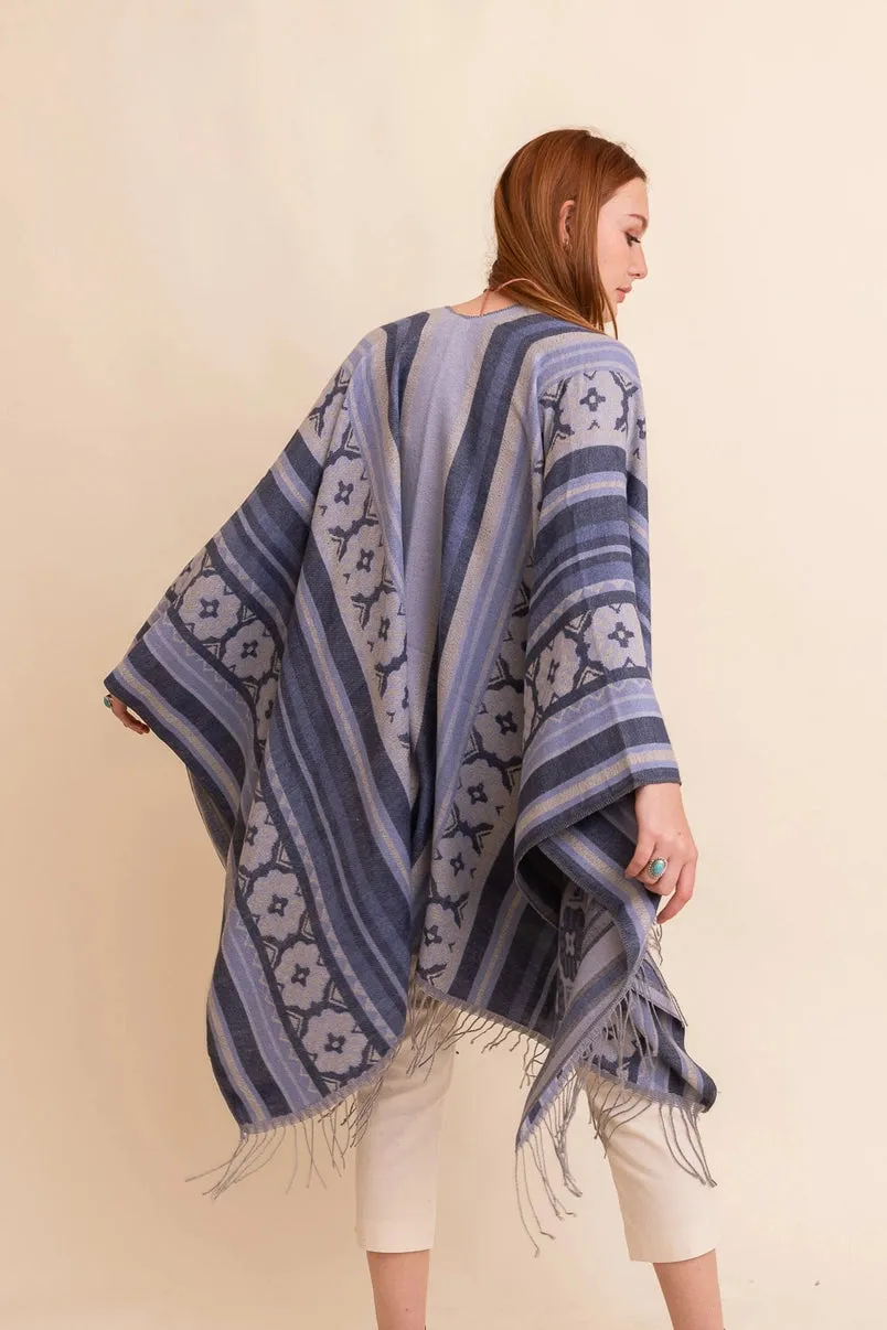 ember striped quatrefoil flower duster