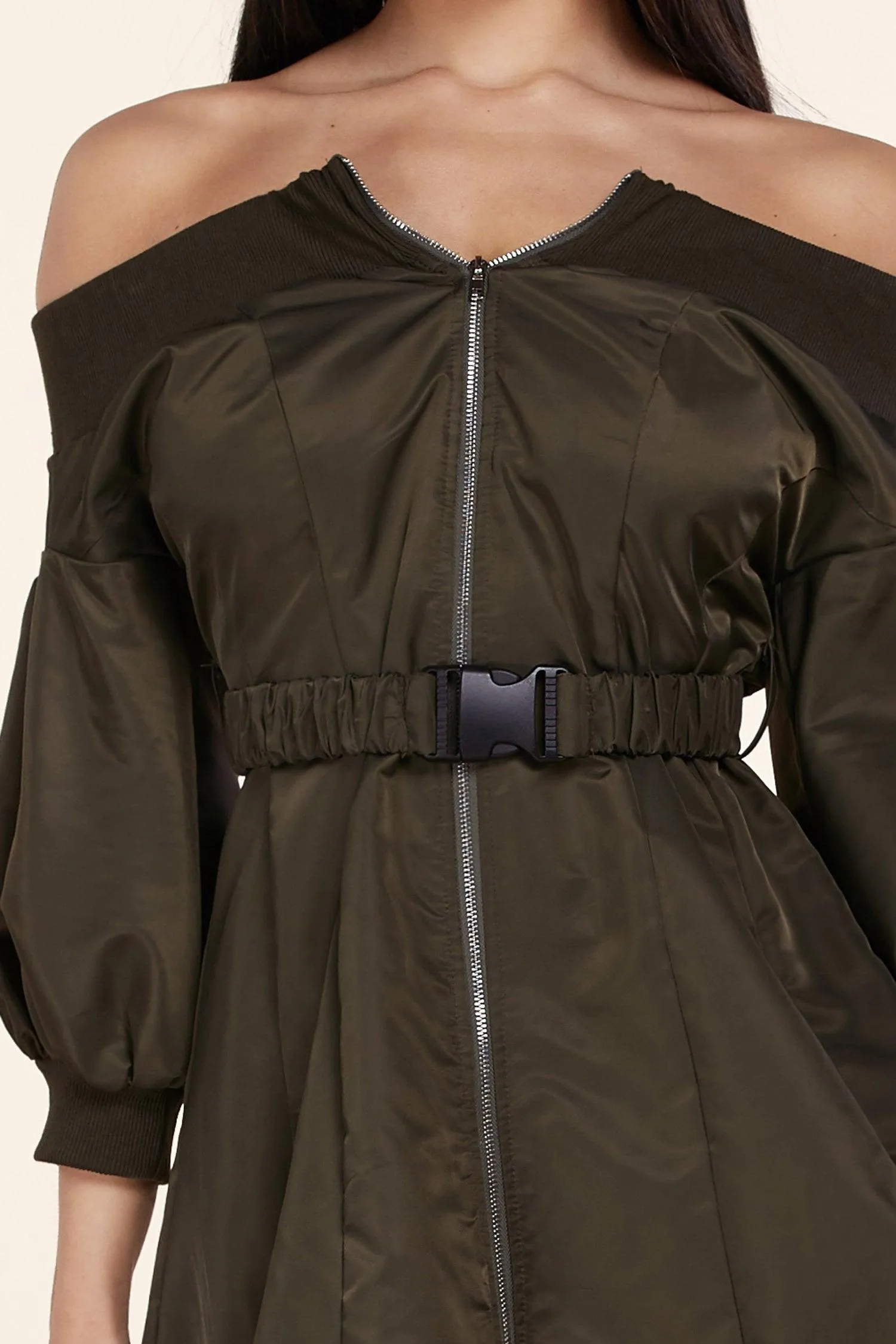 OILVE OFF SHOULDER MINI DRESS