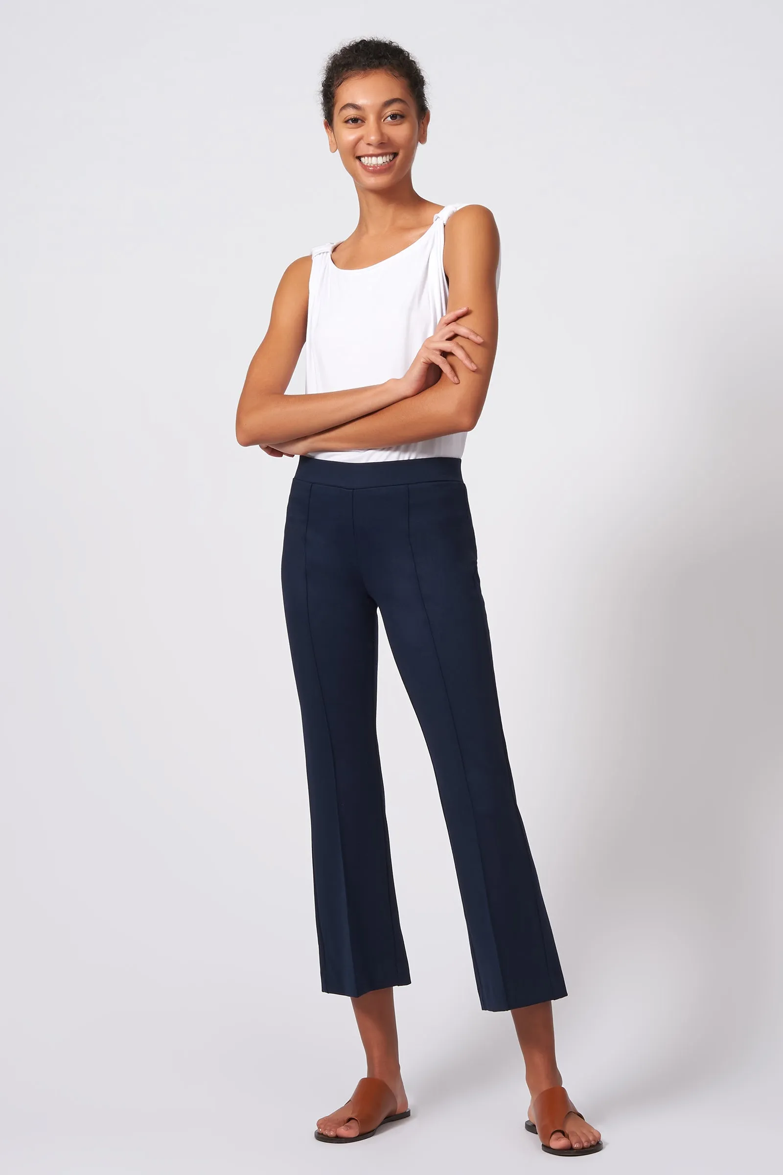 Pintuck Crop Flare - Navy